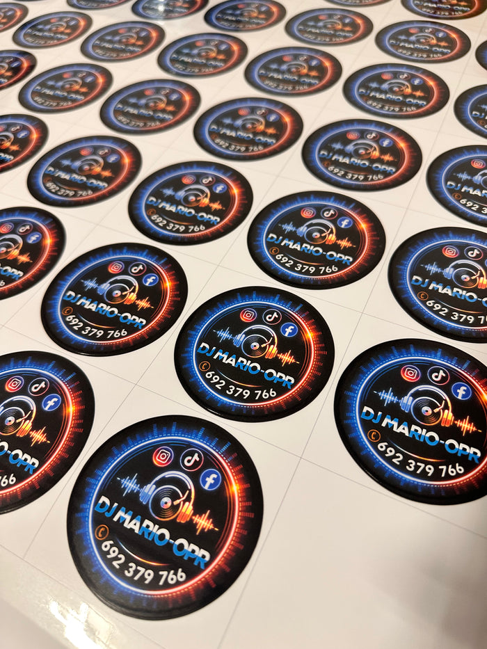 Realizacja naklejek BGSTICKERS